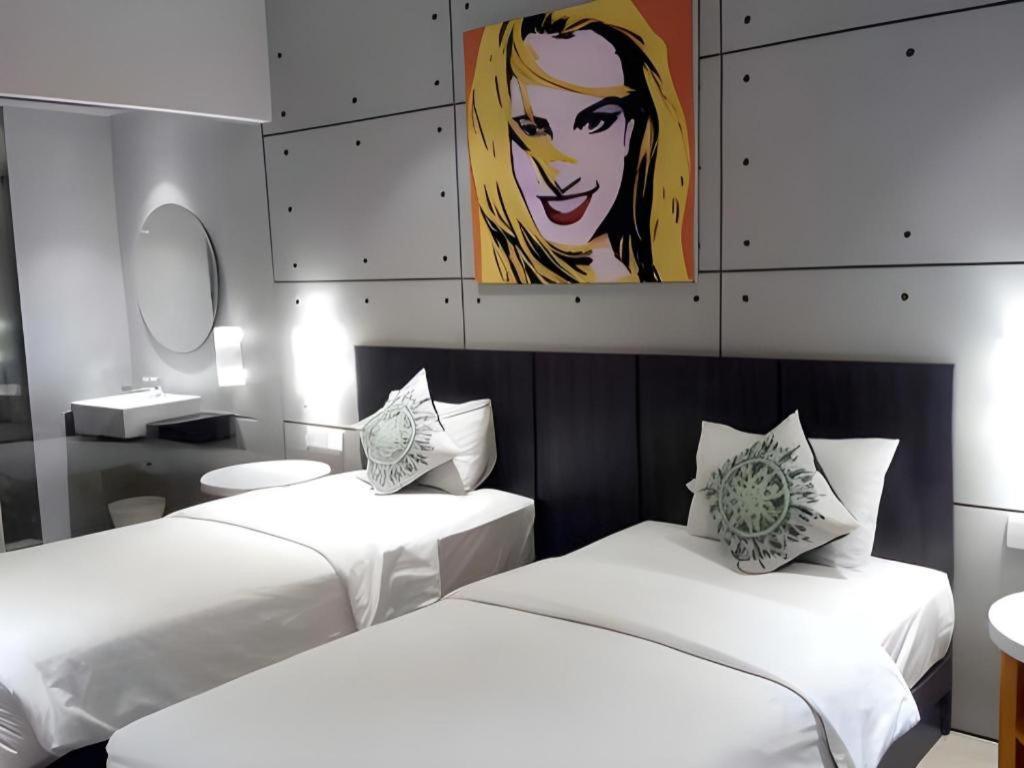 בנדונג Hotel Cemerlang מראה חיצוני תמונה
