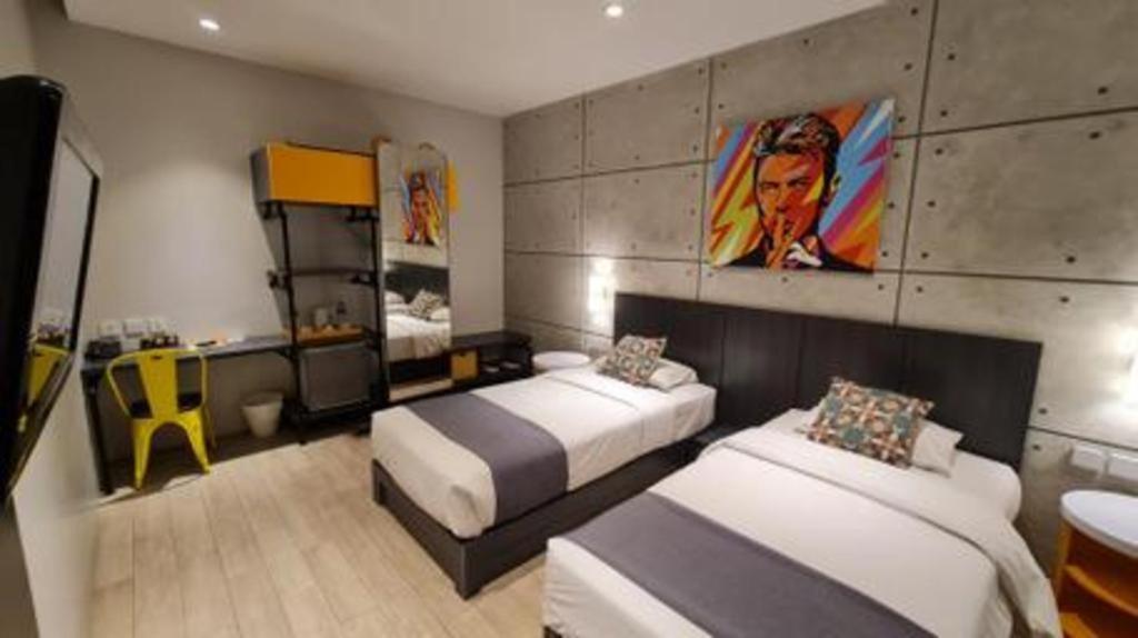 בנדונג Hotel Cemerlang מראה חיצוני תמונה