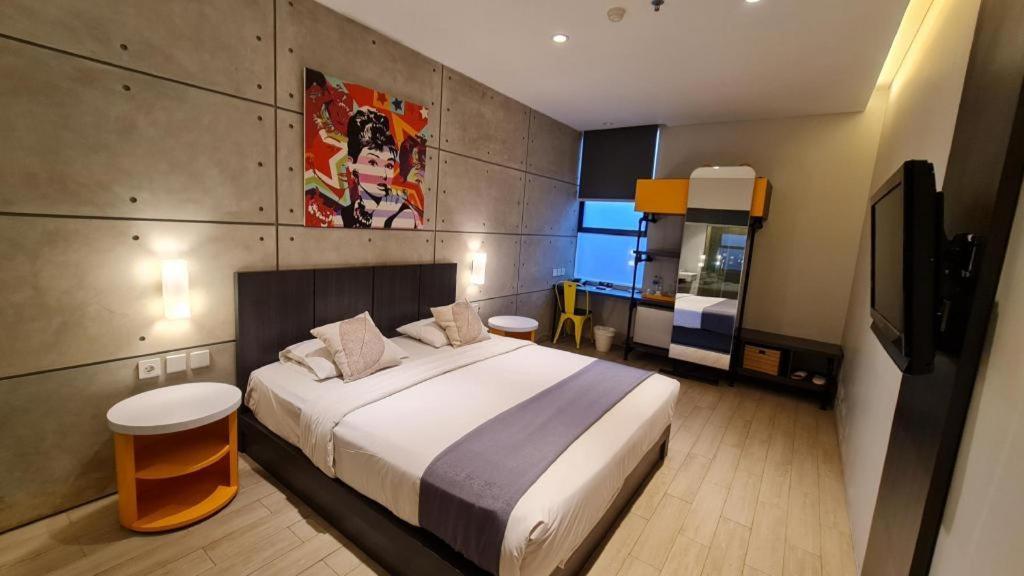 בנדונג Hotel Cemerlang מראה חיצוני תמונה