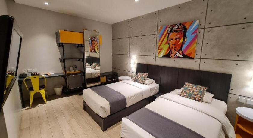 בנדונג Hotel Cemerlang מראה חיצוני תמונה