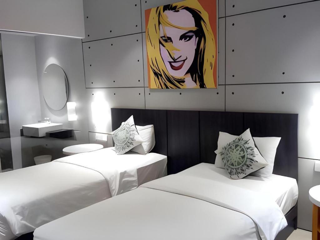 בנדונג Hotel Cemerlang מראה חיצוני תמונה